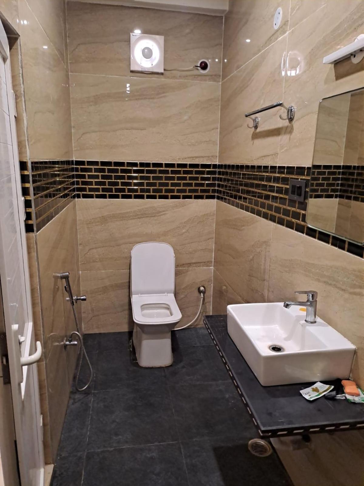 Hotel Vivek Patna  Zewnętrze zdjęcie